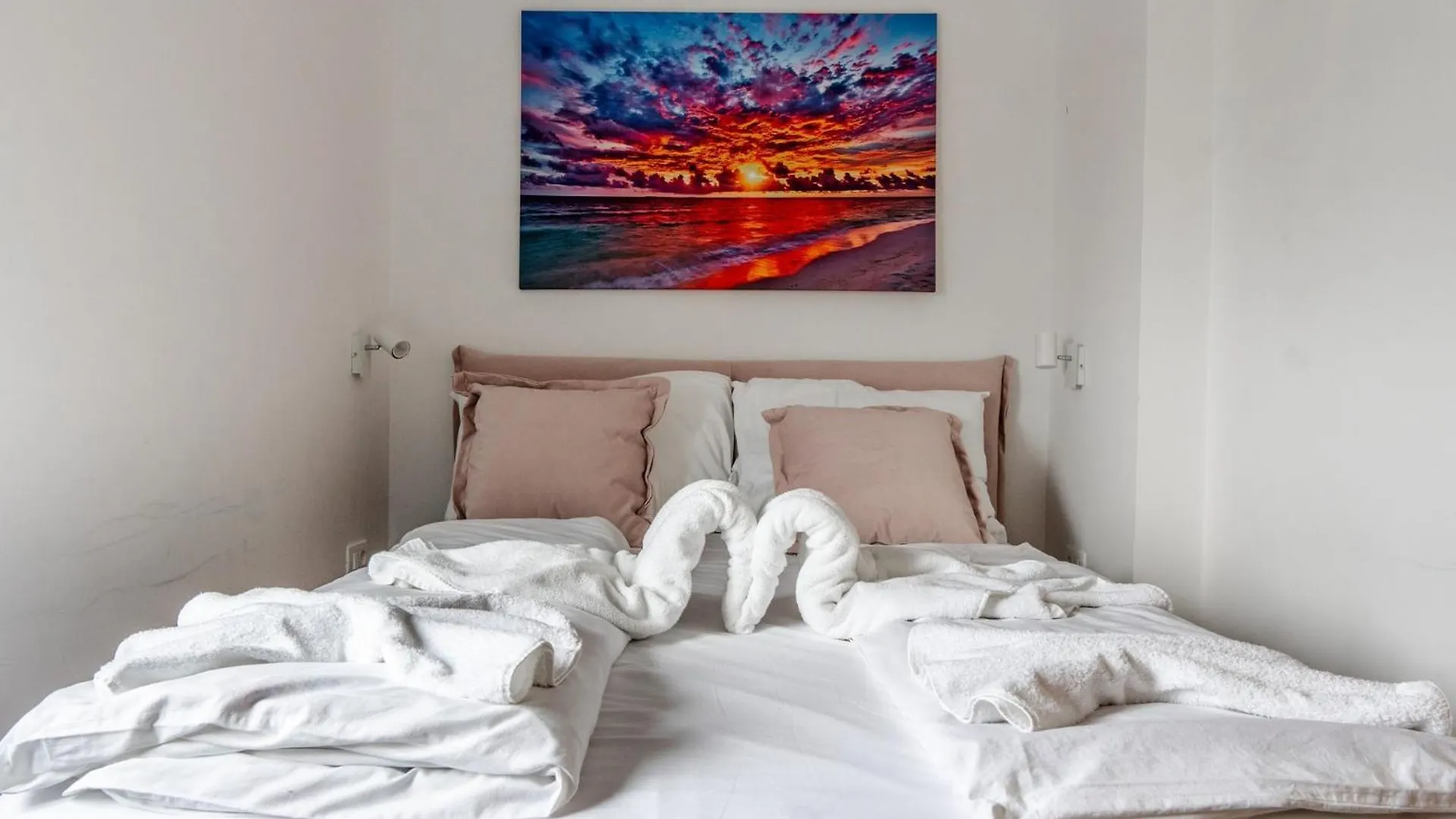 Family Friendly Seaside Apartments Vir - 22115