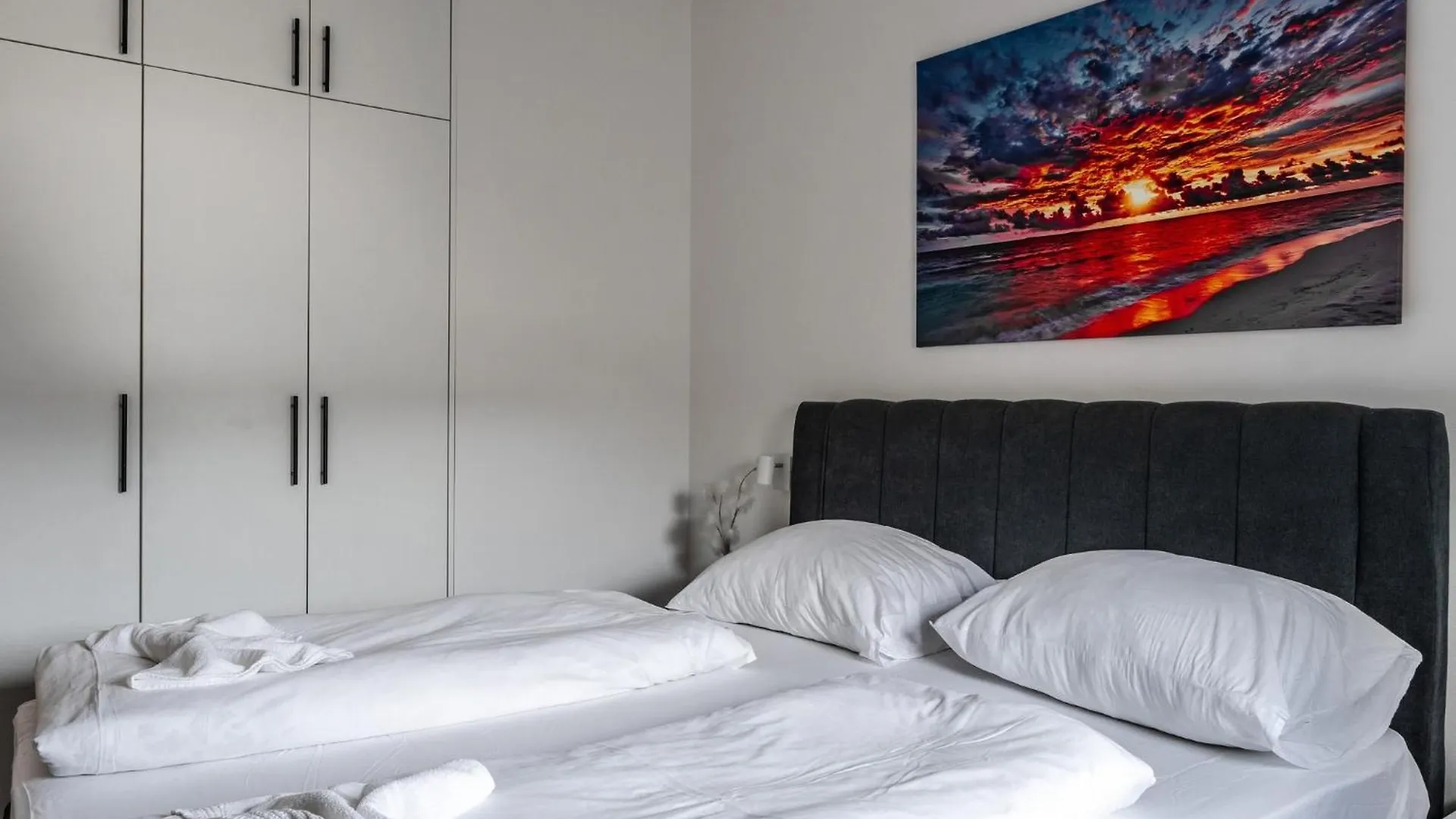 Family Friendly Seaside Apartments Vir - 22115