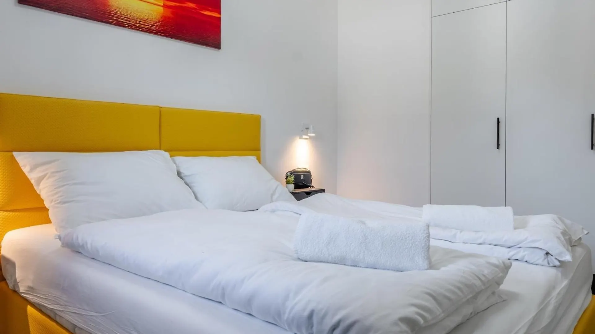 Family Friendly Seaside Apartments Vir - 22115