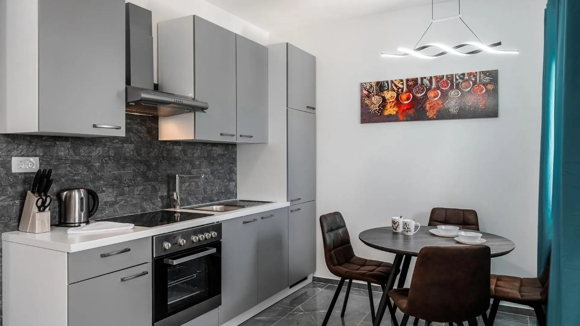 Family Friendly Seaside Apartments Vir - 22115