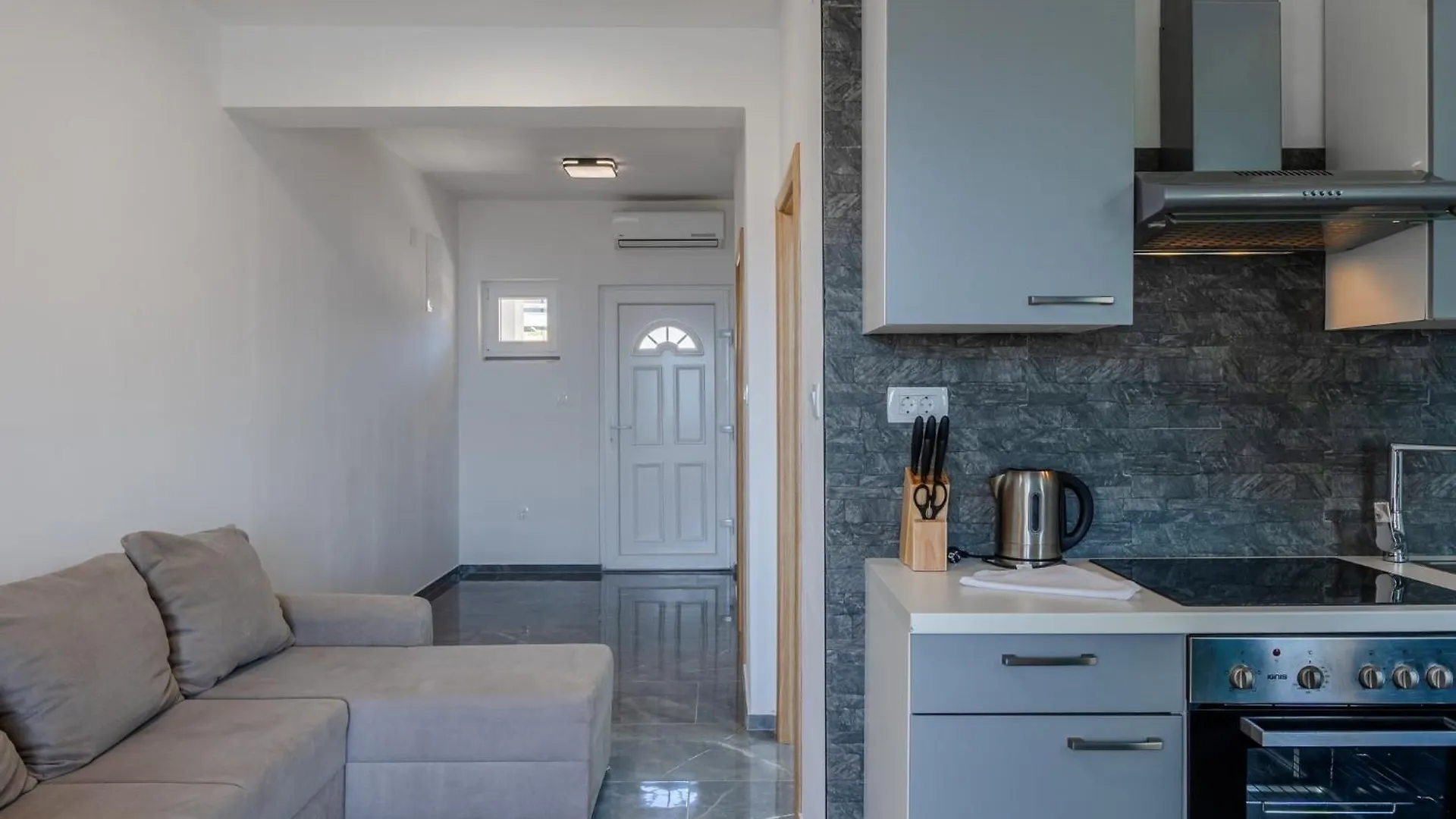 Family Friendly Seaside Apartments Vir - 22115 Croatia