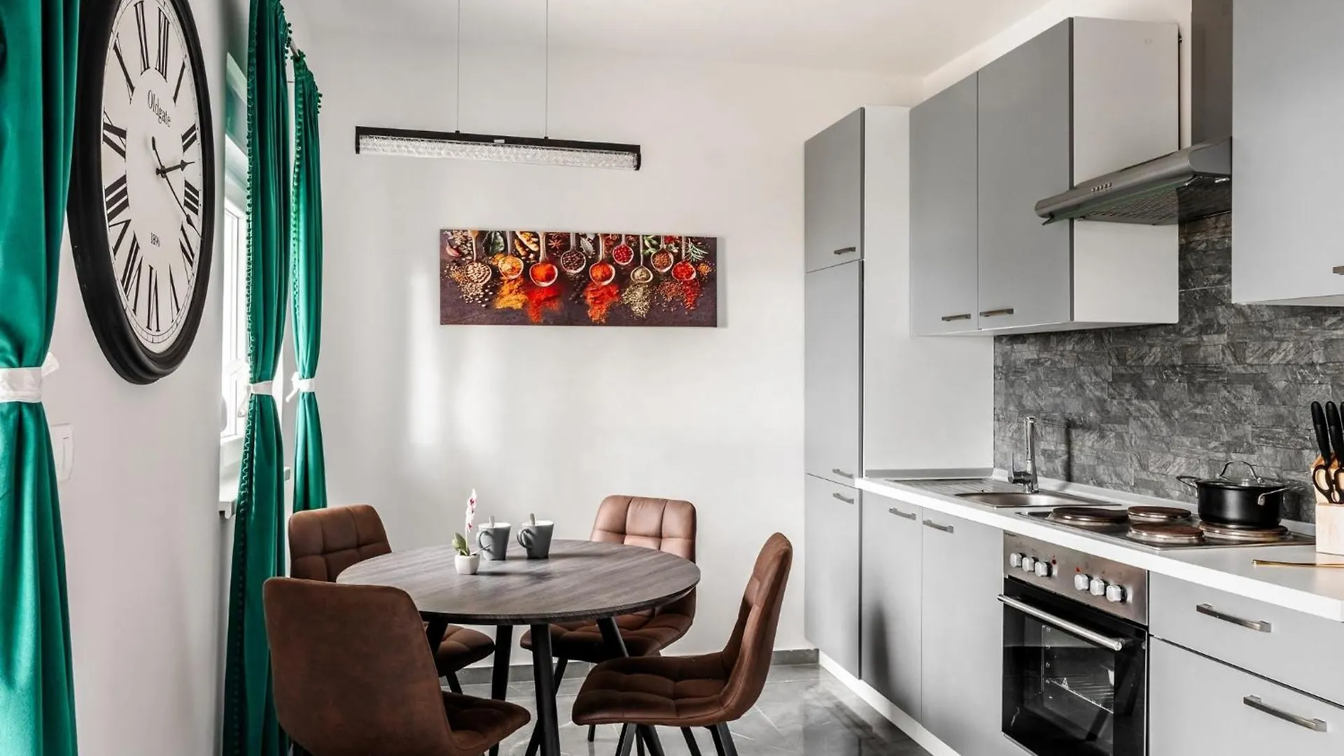 Family Friendly Seaside Apartments Vir - 22115